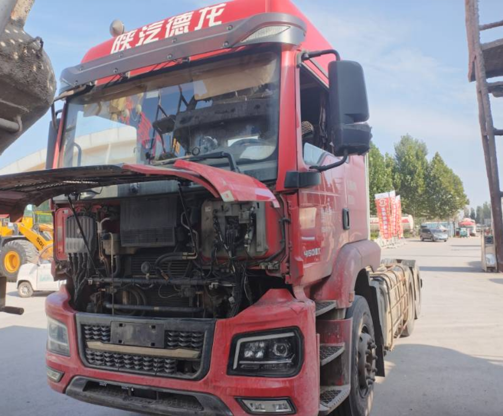 陕汽 德龙M3000S 460马力 6×4 牵引车
