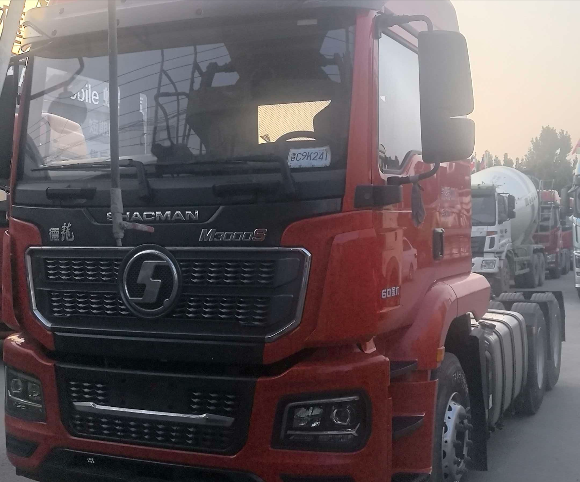 陕汽 德龙M3000S 460马力 6×4 牵引车