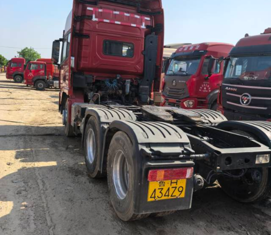 陕汽 德龙X5000 480马力 6×4 牵引车 2