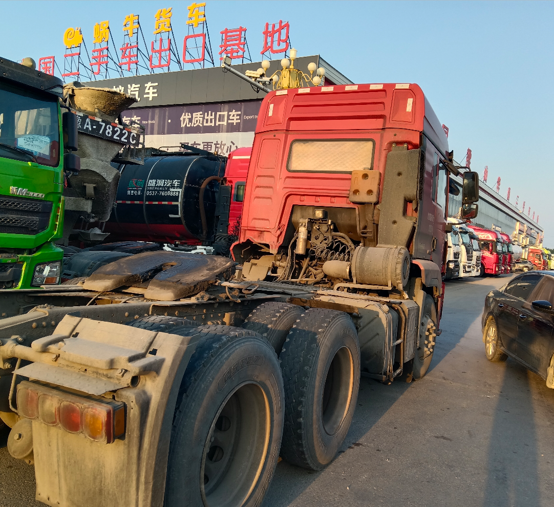 陕汽 德龙M3000S 430马力 6×4 牵引车 2