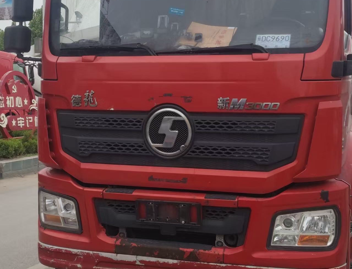 陕汽 德龙M3000S 460马力 6×4 牵引车