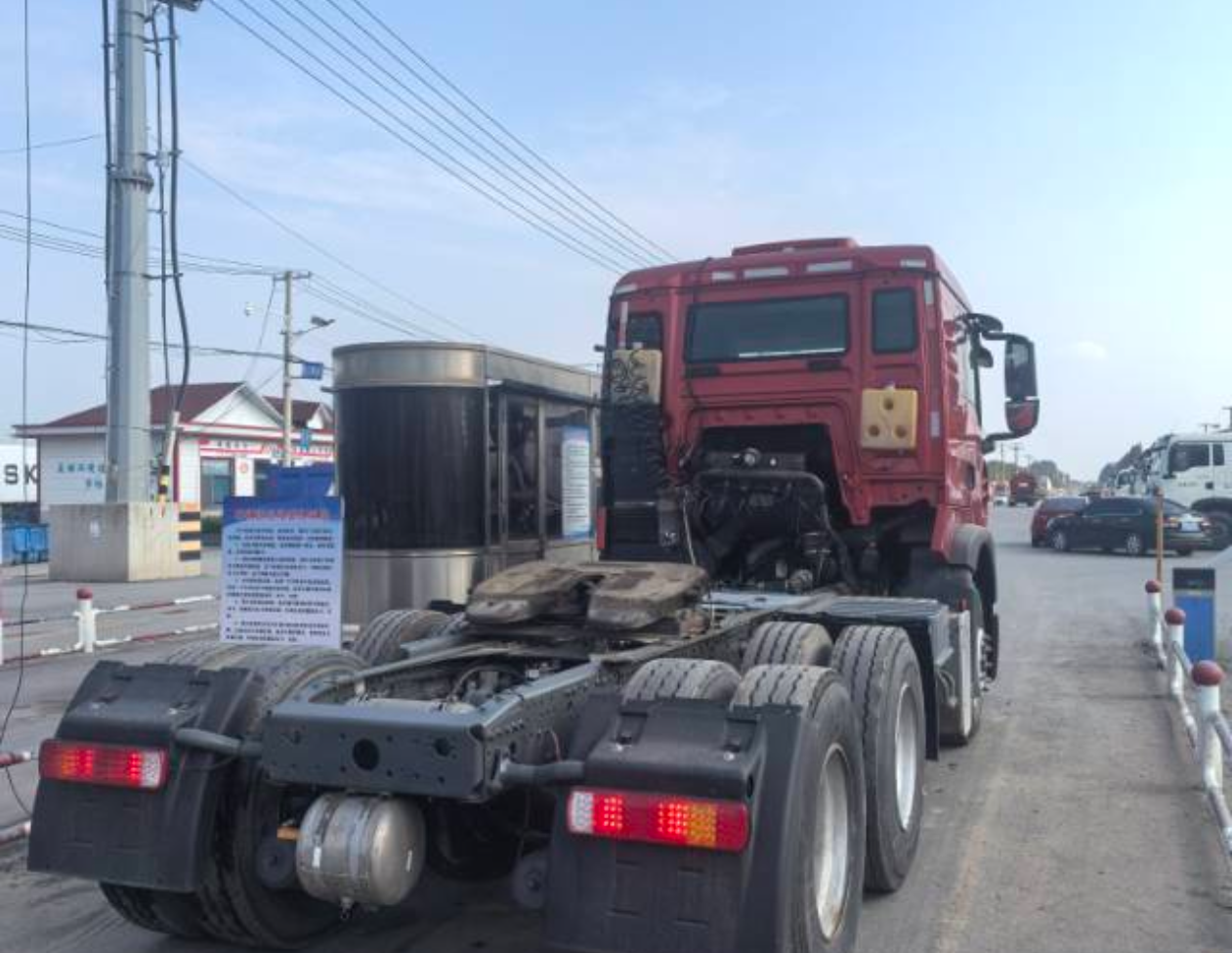 重汽豪沃 HOWO TX 440马力 6×4 牵引车 2