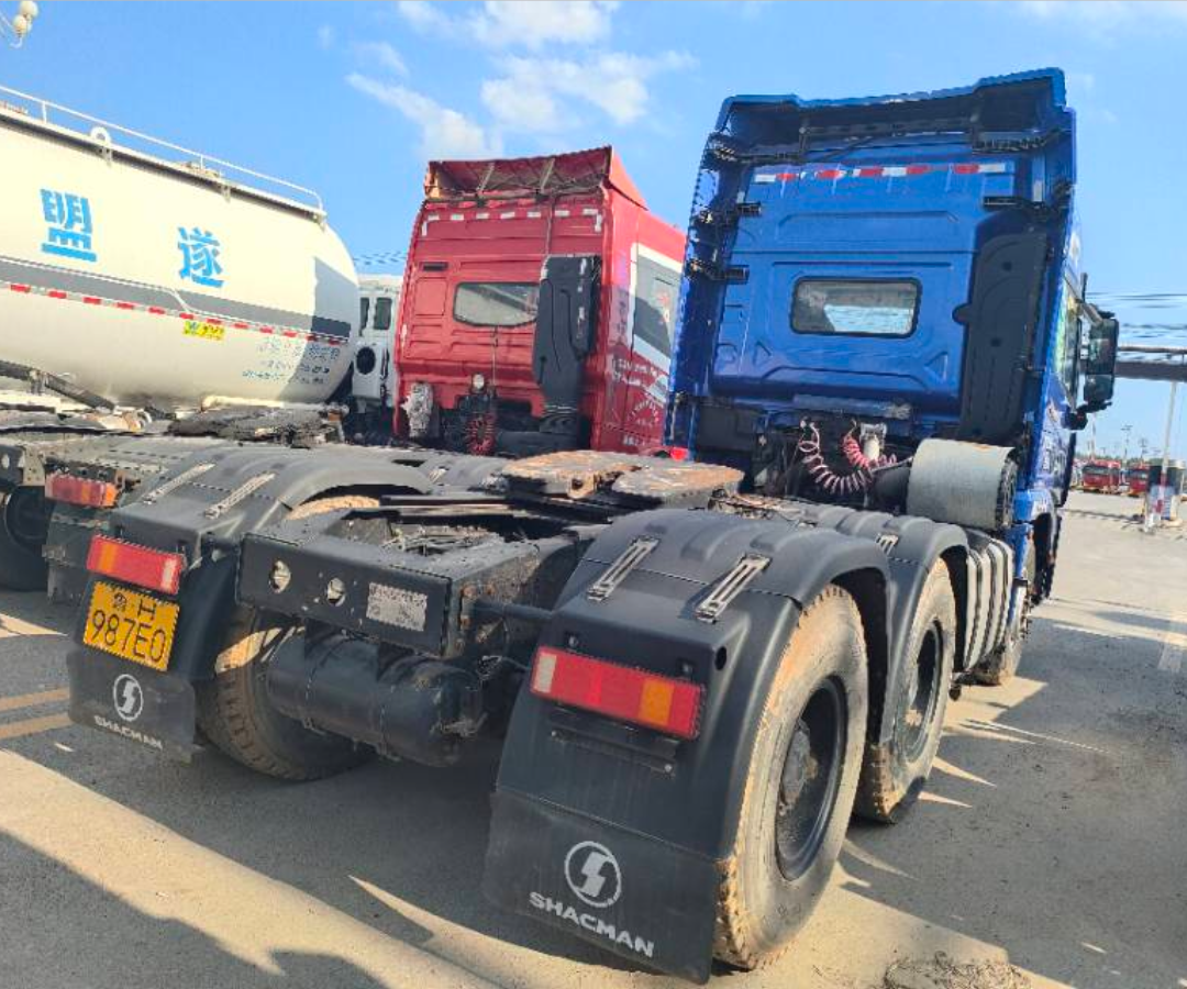 陕汽 其他车系 550马力 6×4 牵引车 2