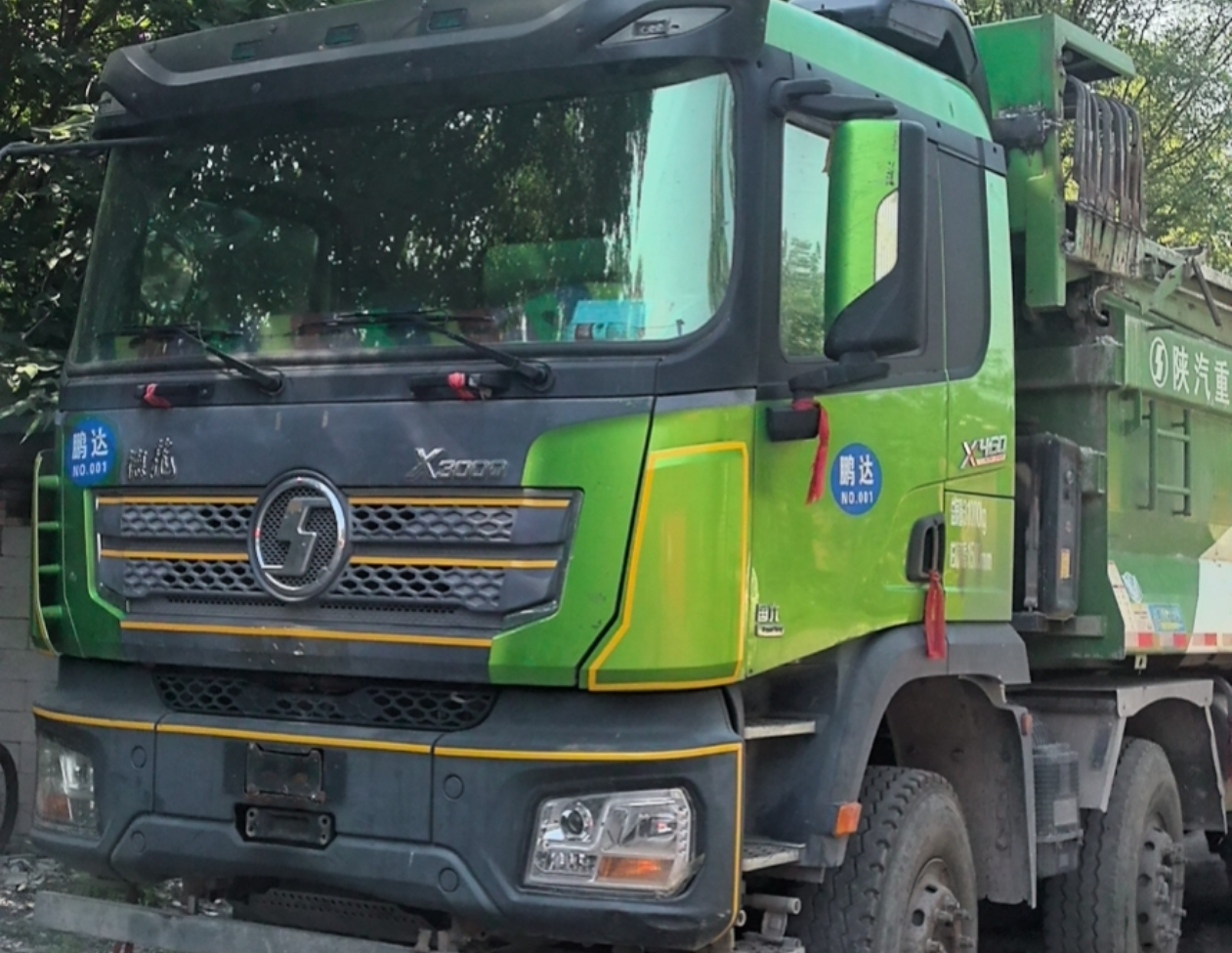 陕汽 德龙X3000 460马力 6×4 自卸车