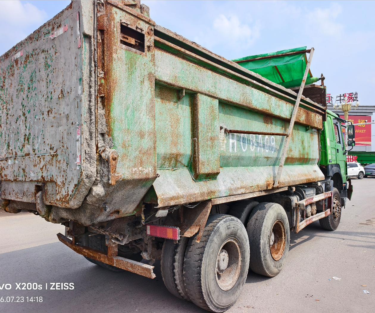 重汽豪沃 HOWO 380马力 8×2 自卸车 2