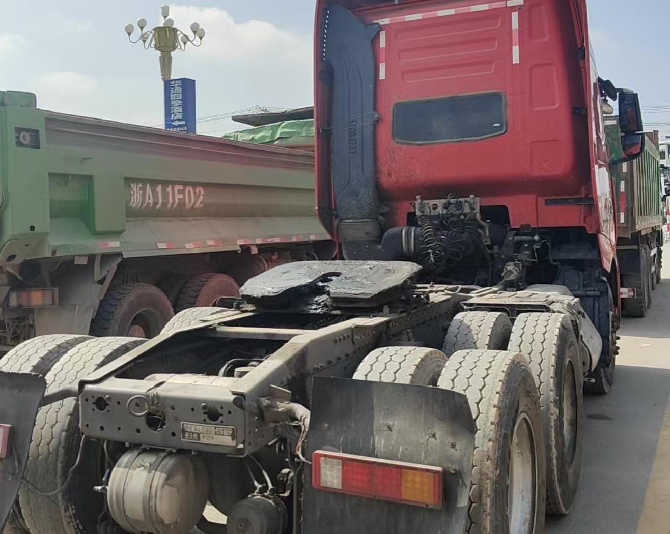 重汽豪沃 HOWO TH7 500马力 6×4 牵引车 2
