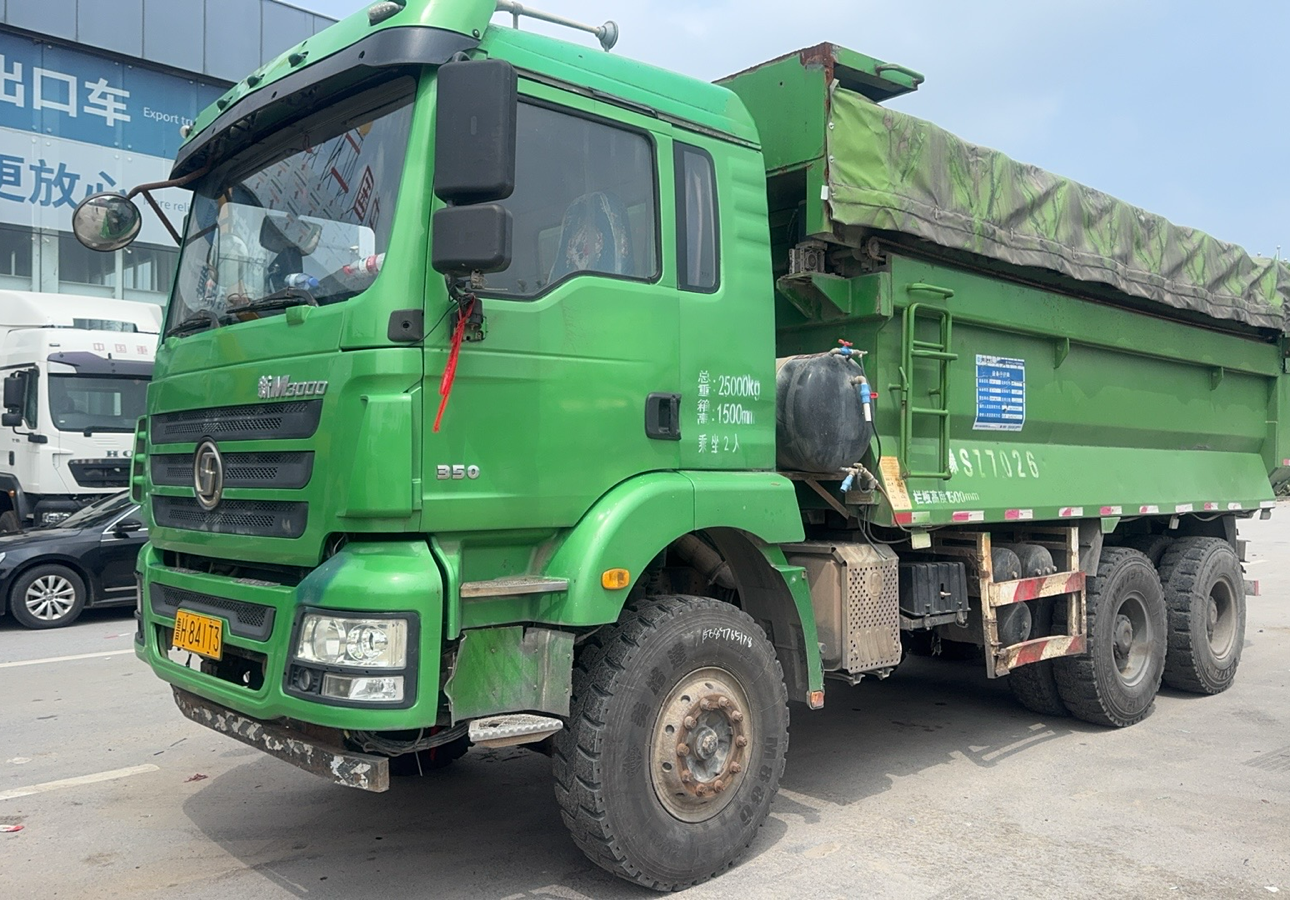 陕汽 德龙M3000 350马力 6×4 自卸车
