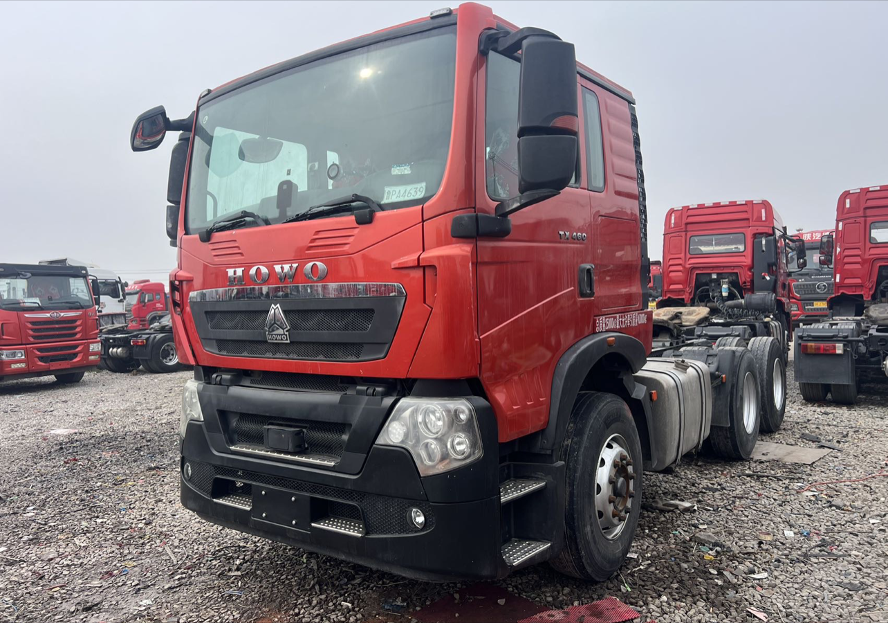 重汽豪沃 HOWO TX7 460马力 6×4 牵引车 1