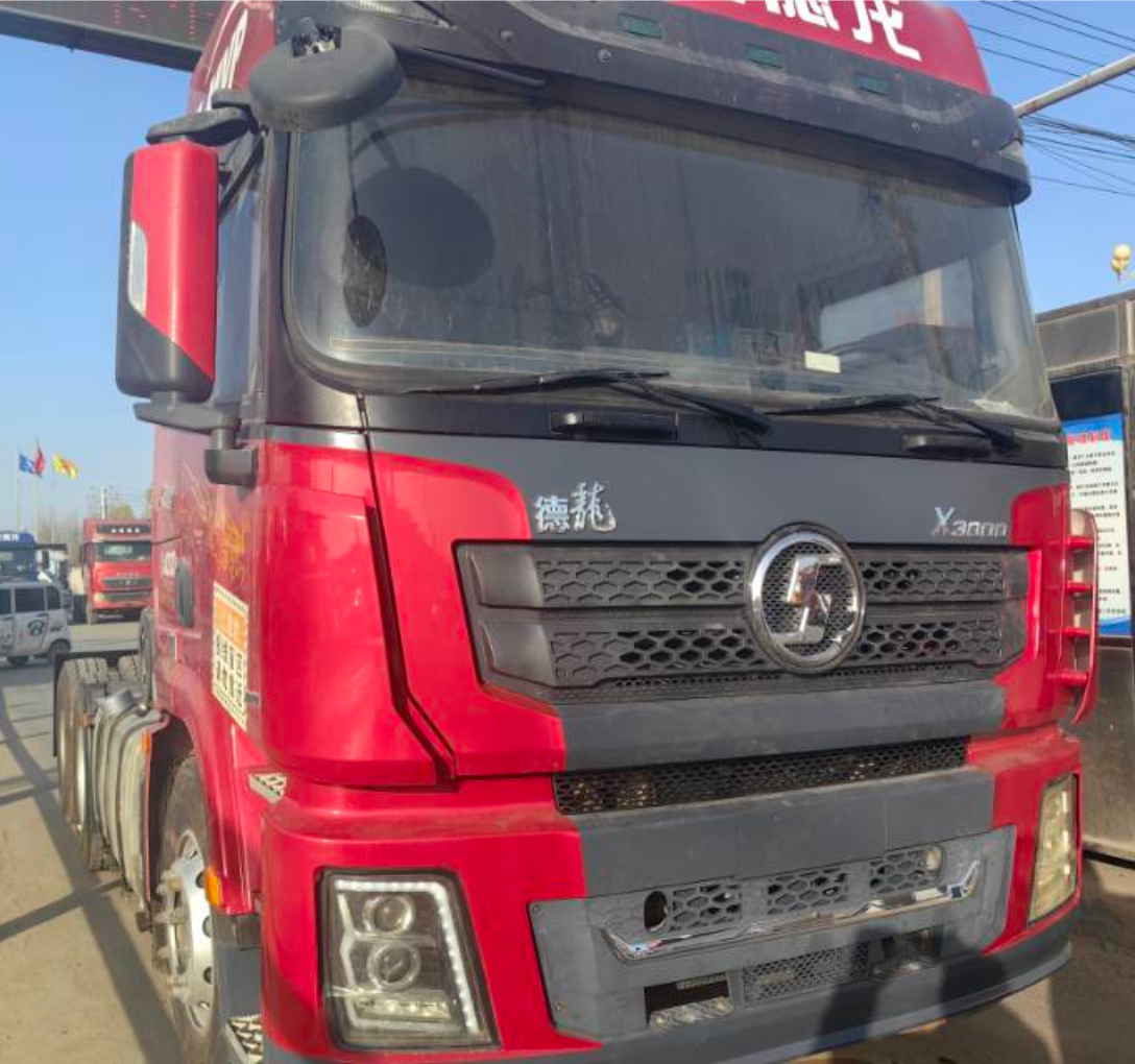 陕汽 德龙新M3000 460马力 6×4 牵引车