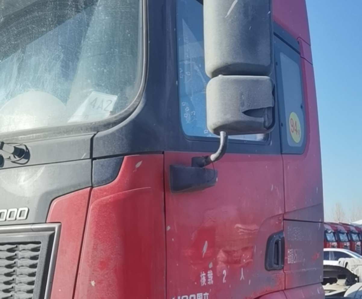 陕汽 德龙X5000 480马力 6×4 牵引车